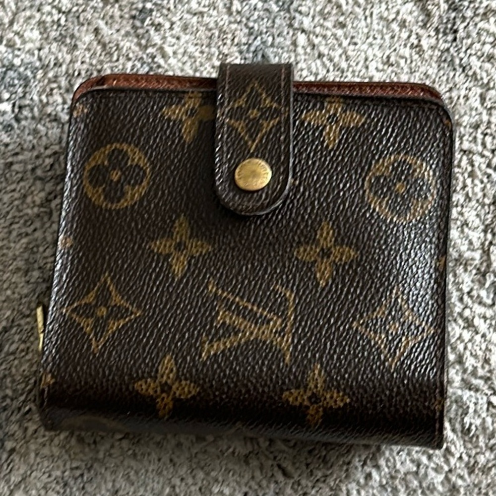 Authentic Louis Vuitton Monogram Compact Zip Wallet
